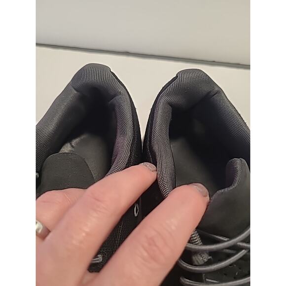 ON Running Cloud 5 Sneakers Black Women's W8 EU 39 Swiss Engineering - Picture 14 of 14